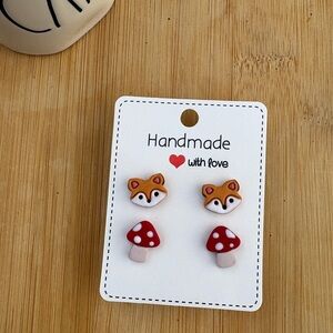 NWOT woodland fox + mushroom polymer clay earrings